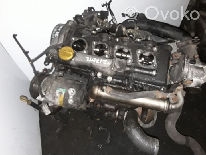 Opel Astra H Silnik / Komplet Z17DTL