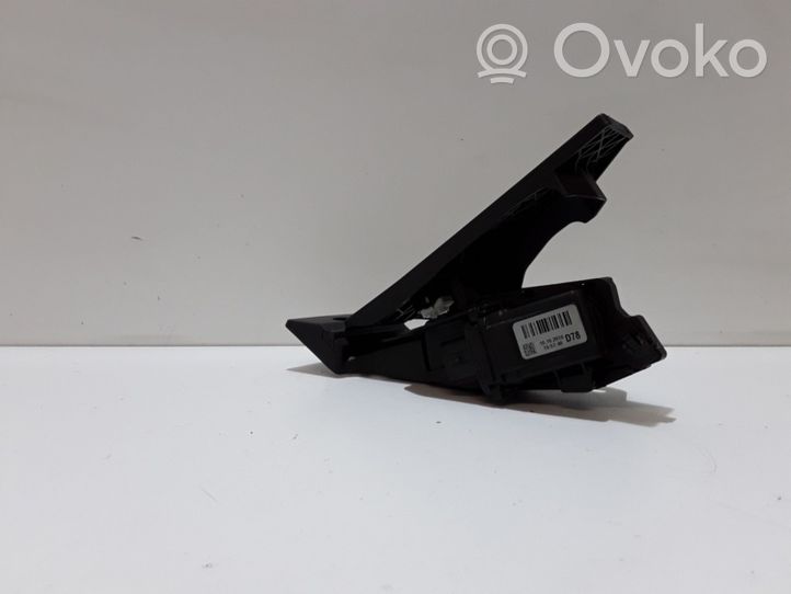 Hyundai Tucson LM Accelerator throttle pedal 