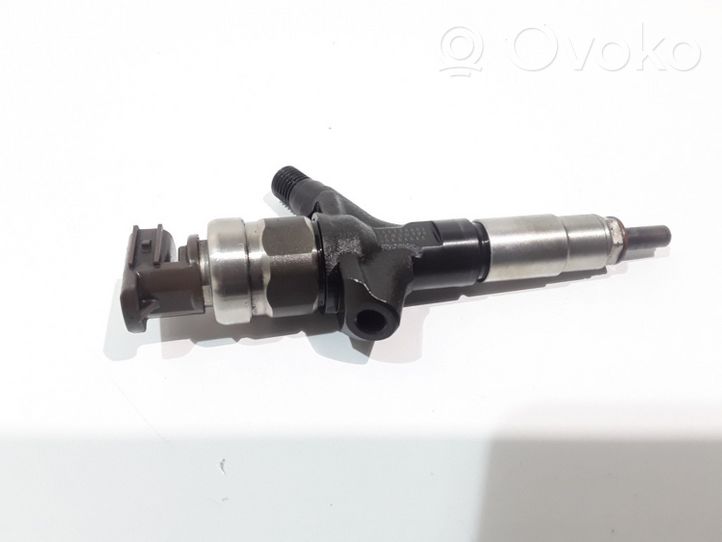 Subaru Legacy Injecteur de carburant 16613AA020