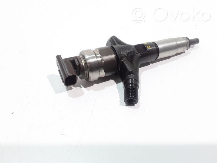 Subaru Legacy Injecteur de carburant 16613AA020