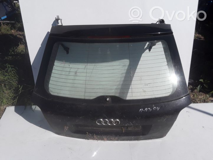 Audi A3 S3 8P Задняя крышка (багажника) 