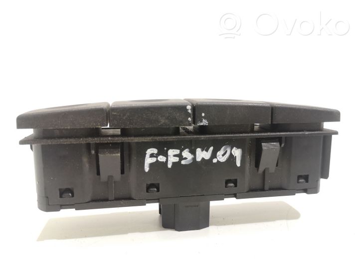 Ford Fusion Other switches/knobs/shifts 2S6T18C621AC