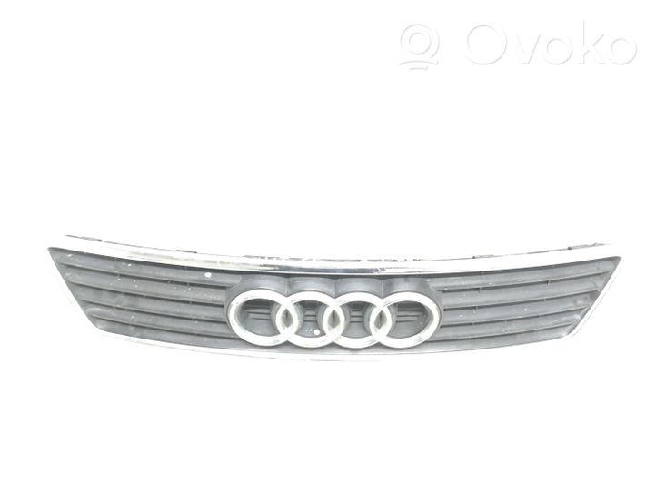 Audi A6 S6 C5 4B Grotelės priekinės 4B0853651