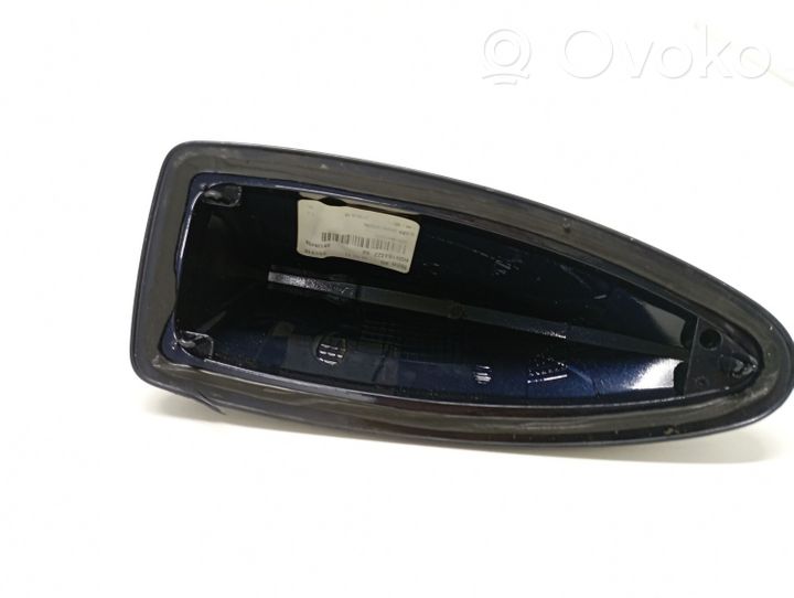 BMW 7 F01 F02 F03 F04 Kattoantennin (GPS) suoja 2813645G