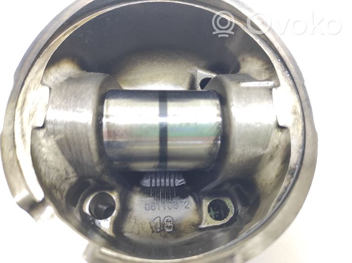 Mitsubishi Pajero Piston 061106