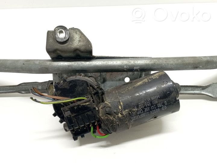 Volkswagen PASSAT B5 Front wiper linkage 0390241132