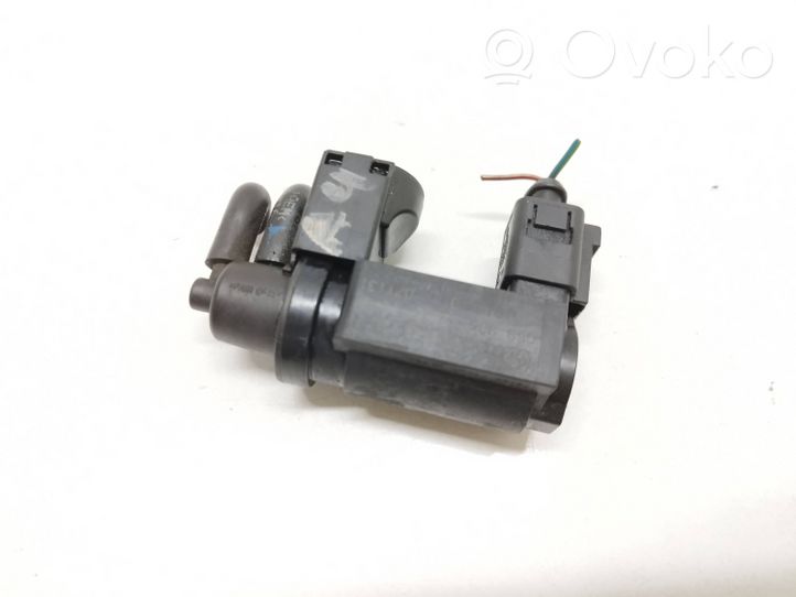 Audi A4 S4 B7 8E 8H Turbo solenoid valve 059906628B