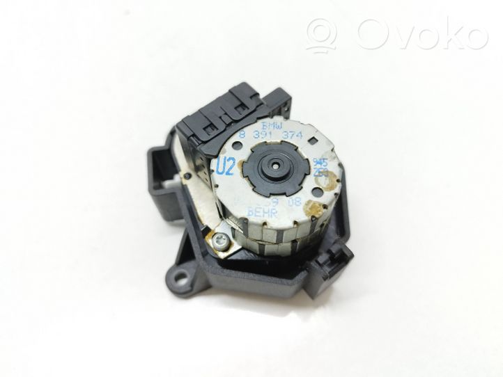 BMW 7 E38 Stellmotor Heizung Klima 8391374