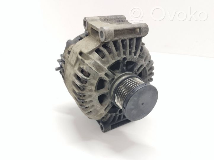 Mercedes-Benz C AMG W204 Generatore/alternatore A0141541102