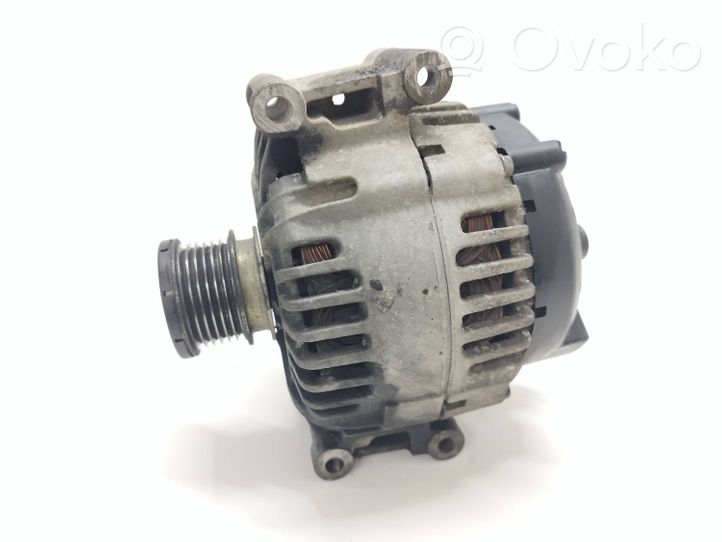 Mercedes-Benz C AMG W204 Generatore/alternatore A0141541102