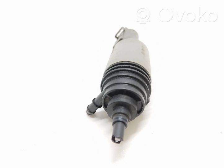 BMW 3 E92 E93 Windscreen/windshield washer pump 6934159