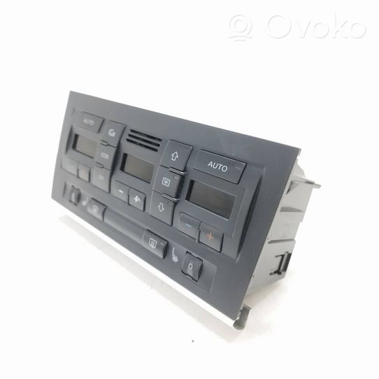 Audi A4 S4 B7 8E 8H Panel klimatyzacji 8E0820043AK