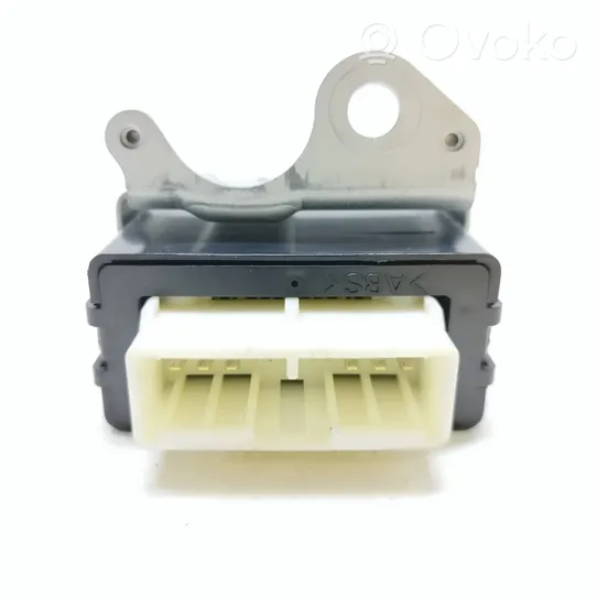 Toyota Auris 150 Relais d'essuie-glace 8594002040