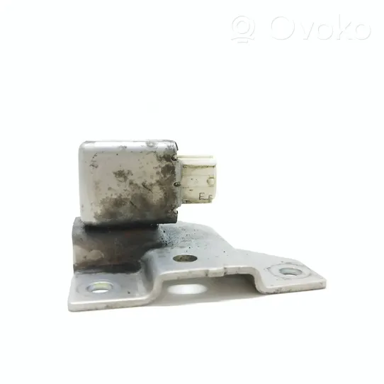 Mitsubishi i-MiEV Sensor impacto/accidente para activar Airbag 8651A151