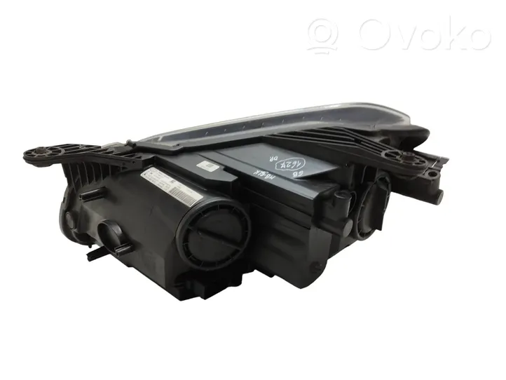 Mercedes-Benz SLK R172 Lampa przednia A1728204661