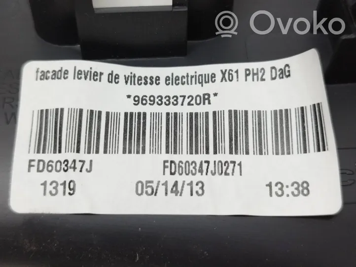 Renault Kangoo II Contour de levier de vitesses 969333720R