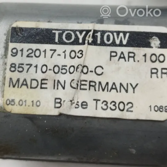 Toyota Avensis T270 Elektryczny podnośnik szyby drzwi tylnych 8571005060C