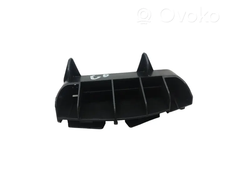 Toyota Avensis T270 Soporte de montaje del parachoques trasero 5256205040