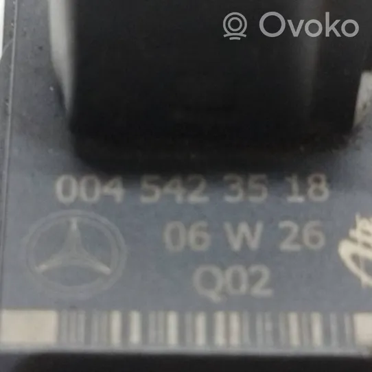 Mercedes-Benz S W221 Acceleration sensor 0045423518