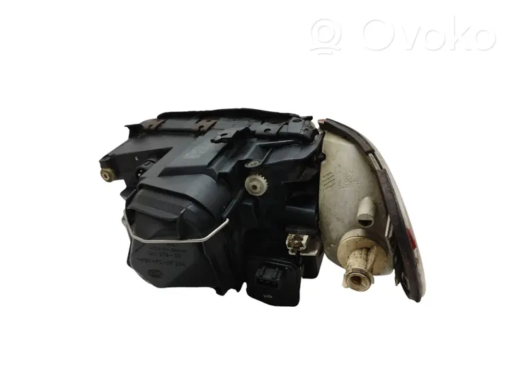 Audi A6 S6 C4 4A Lampa przednia 14050602