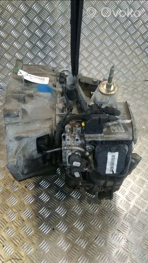 Citroen C4 I Mechaninė 6 pavarų dėžė 1606977980