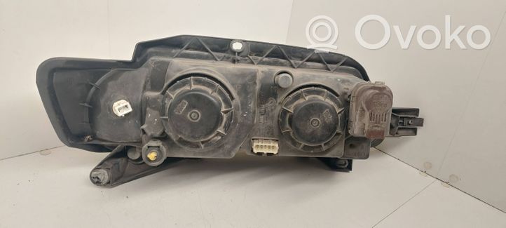 Peugeot 605 Lampa przednia 88200843