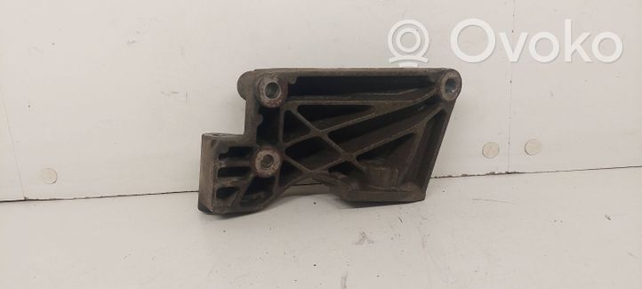 Opel Vectra C Support de générateur / alternateur 90571112