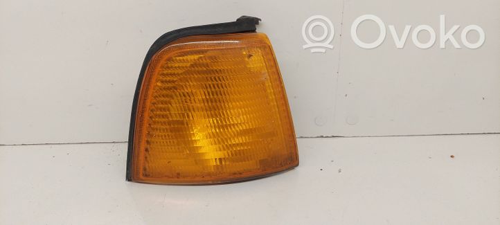 Audi 80 90 B3 Indicatore di direzione anteriore 893953056