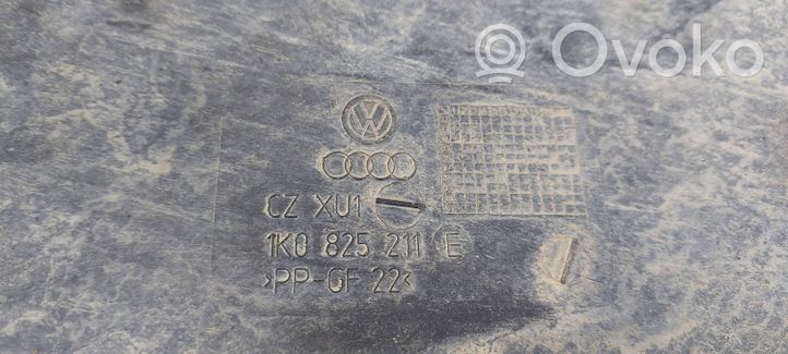 Audi A3 S3 8P Šoninė dugno apsauga 1K0825211E