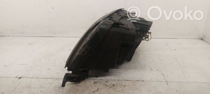 Audi A6 S6 C4 4A Lampa przednia 4A0941295