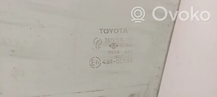 Toyota Avensis Verso Etuoven ikkunalasi, neliovinen malli 43R00034