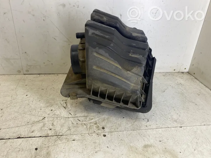 Dodge Grand Caravan Obudowa filtra powietrza 04861356ACA