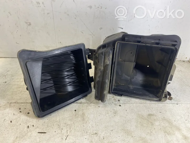 Dodge Grand Caravan Boîtier de filtre à air 04861356ACA