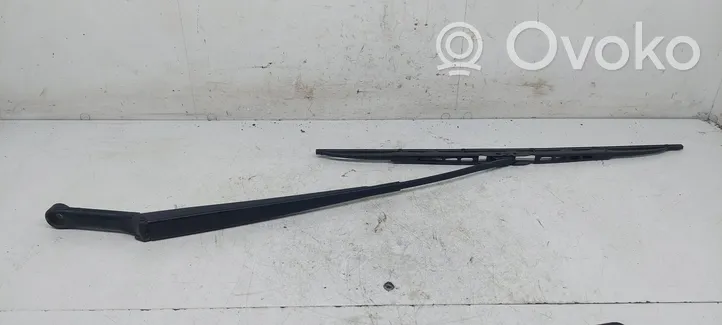 Audi A4 S4 B5 8D Front wiper blade arm 8D1955408D