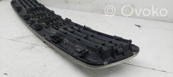 Audi A4 S4 B5 8D Front grill 8D0853651R