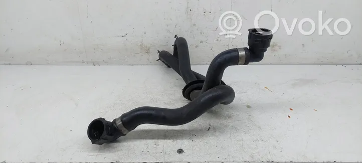 Audi A4 S4 B5 8D Engine coolant pipe/hose 