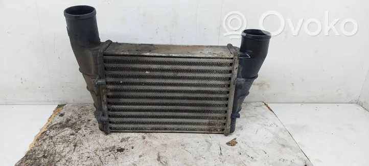 Audi A4 S4 B5 8D Chłodnica powietrza doładowującego / Intercooler 058145805A