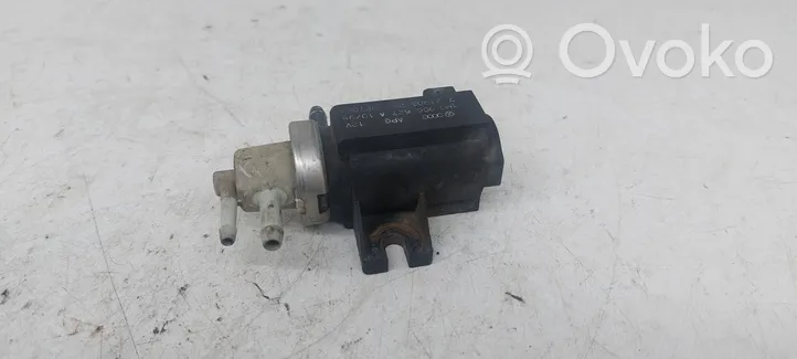 Volkswagen PASSAT B5 Vacuum valve 1H0906627A