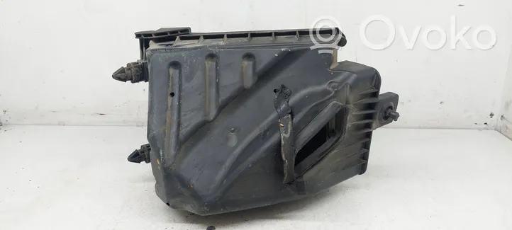 Audi A4 S4 B6 8E 8H Boîtier de filtre à air 038133835J