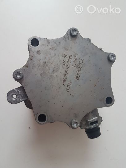 Volvo V60 Pompe à vide 31480558