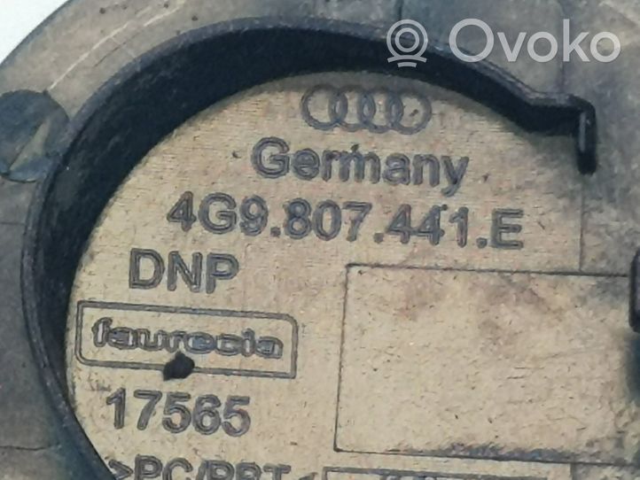 Audi A6 C7 Galinis tempimo kilpos dangtelis 4G9807441E