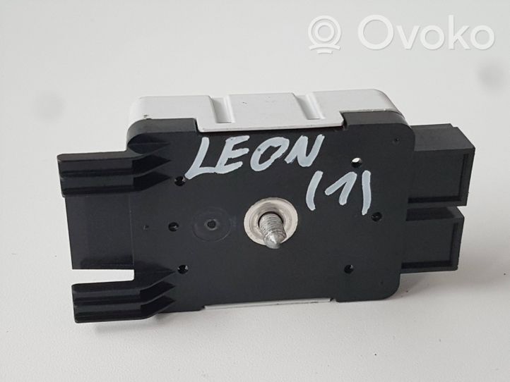 Seat Leon (5F) Amplificateur d'antenne 5Q0035570