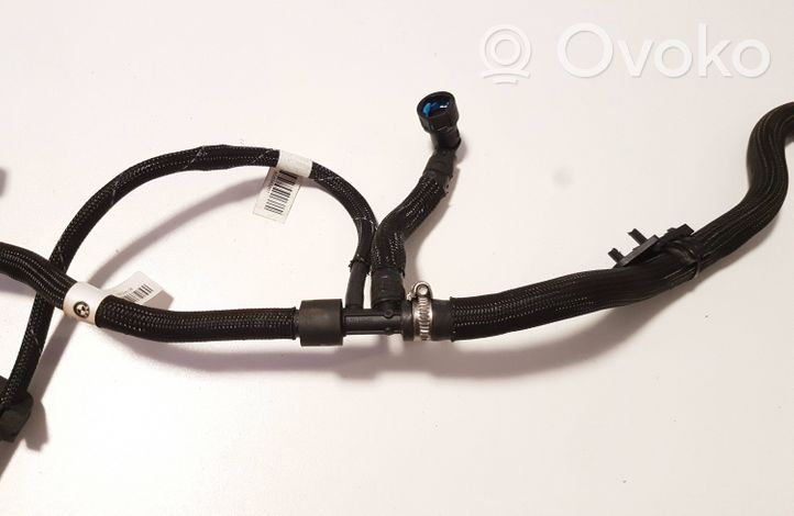 BMW 4 F36 Gran coupe Fuel return line/hose 858345801