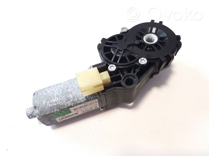 Hyundai i30 Motorino di regolazione del sedile 88680F2100