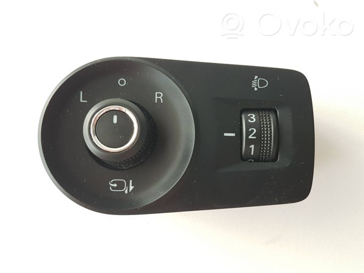 MG ZS Bouton de commutateur rétroviseur latéral 10257088