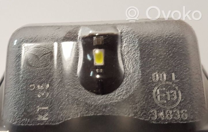 Mazda CX-5 II Lampa oświetlenia tylnej tablicy rejestracyjnej 34836