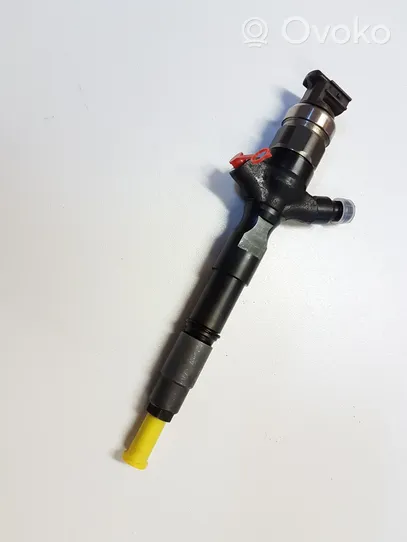 Toyota Hilux (AN10, AN20, AN30) Injecteur de carburant 2367030400