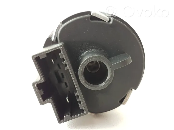 Subaru Forester SK Motorino di regolazione del sedile Z2347299102