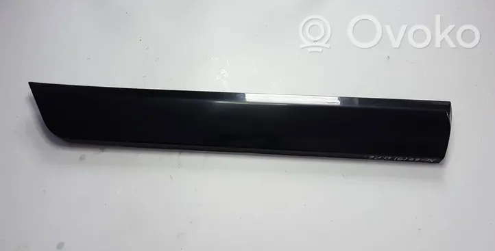 Volvo XC60 Rivestimento portiera posteriore (modanatura) 39831178