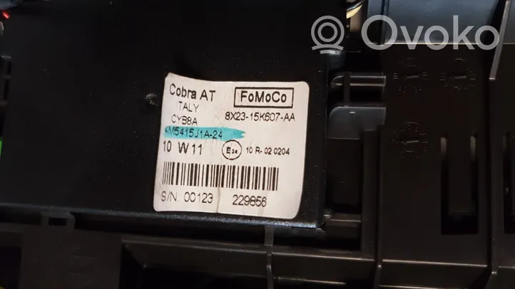 Jaguar XF Illuminazione sedili anteriori 8X2315K607AA